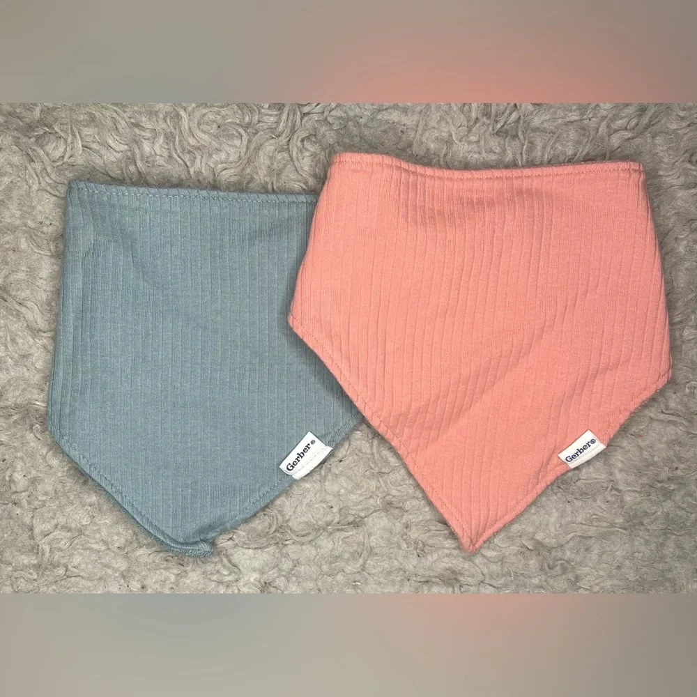 Baby’s Gerber Pink and Gray Bib Set